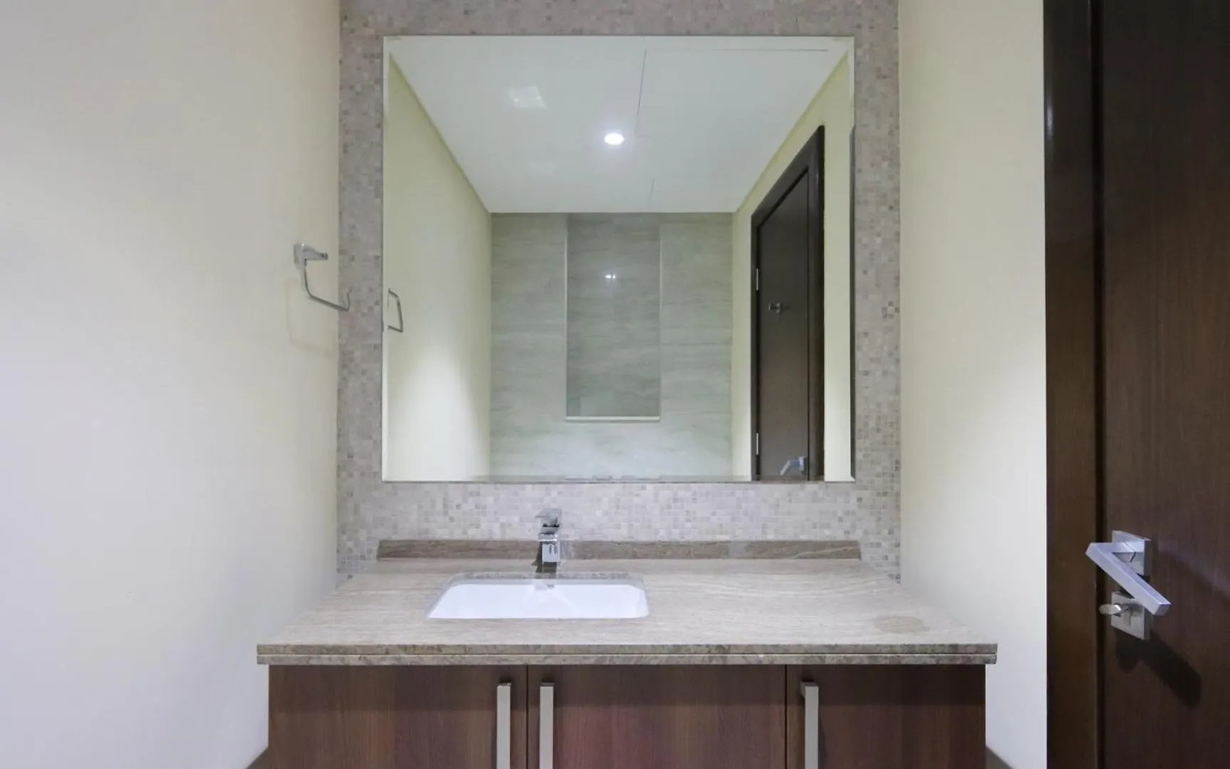 Livbnb Suites - Lavish 1 Bedroom In J One Tower Dubai