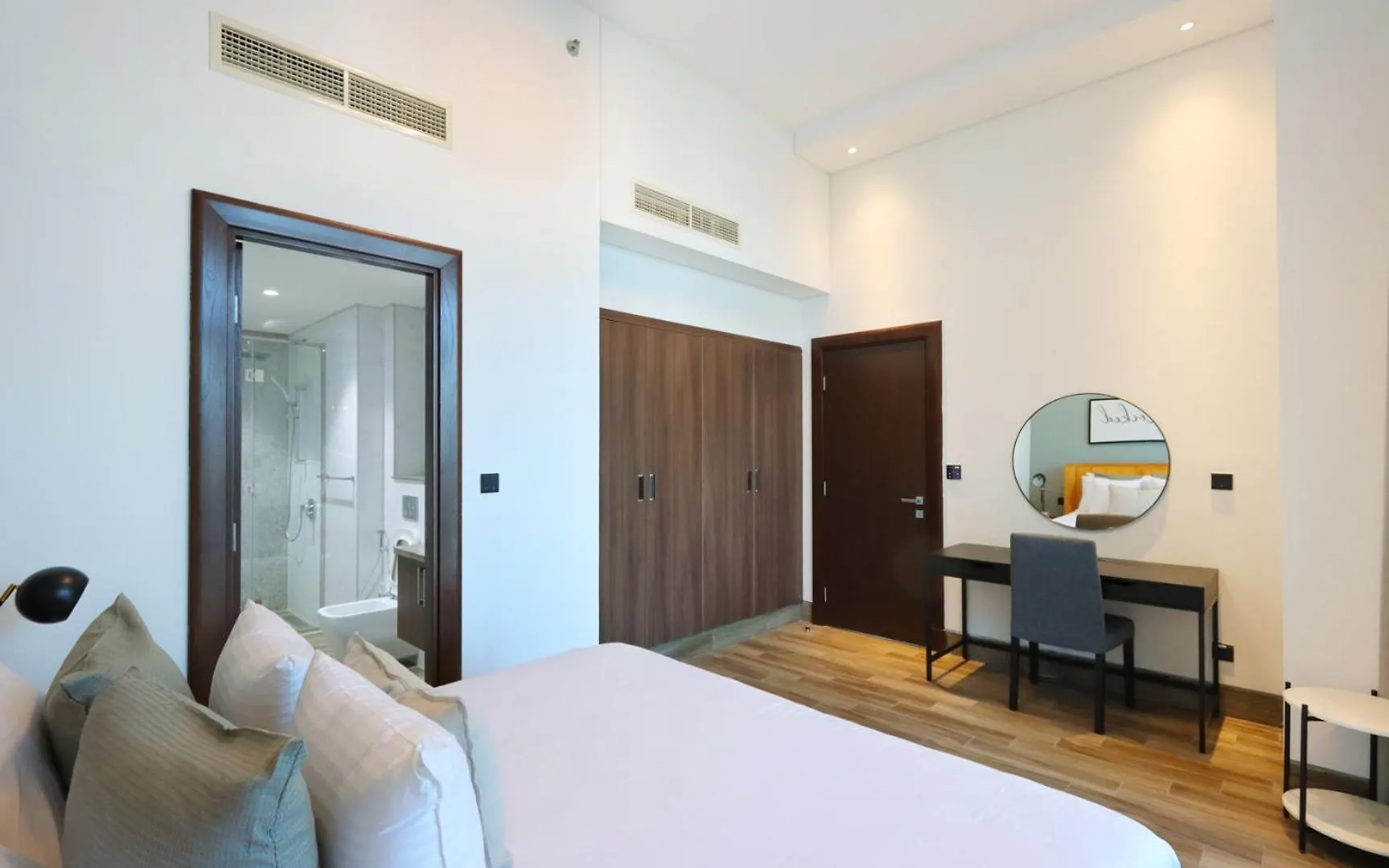 Livbnb Suites - Lavish 1 Bedroom In J One Tower Dubai Appartamento